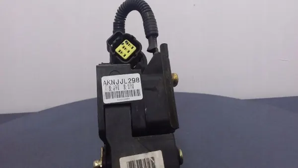 Hyundai gaspedalpotentiometer OEM AKNJJL298 begagnad image 5
