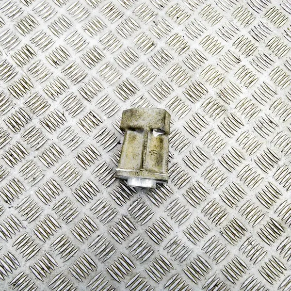 Maserati Quattroporte 2015 Support de demi-arbre image 2