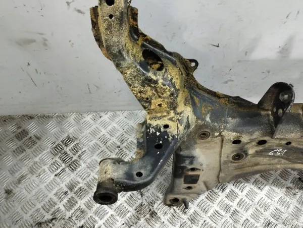 Mazda CX-5 2016 Voorste Hulpframe OEM AMD103502 image 4