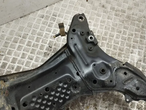 Mazda CX-5 2016 Voorste Hulpframe OEM AMD103502 image 6