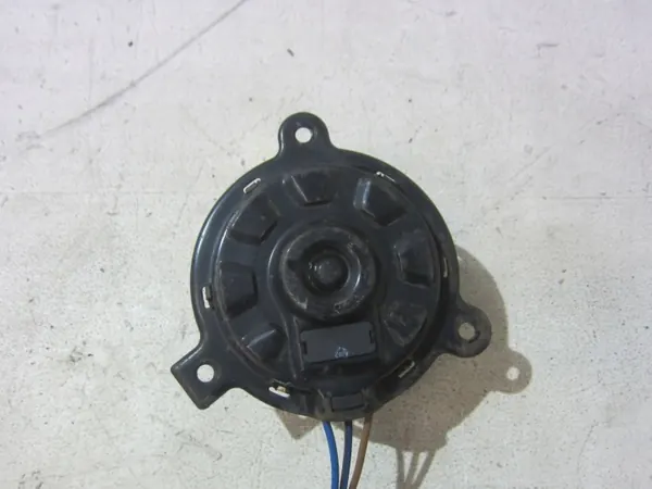 Kühlerventilator Motor OEM 67326908339 BMW Z3 E36 image 3