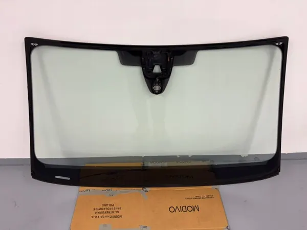 Audi A4 B9 8W Front Windshield OEM 18R with Camera image 6
