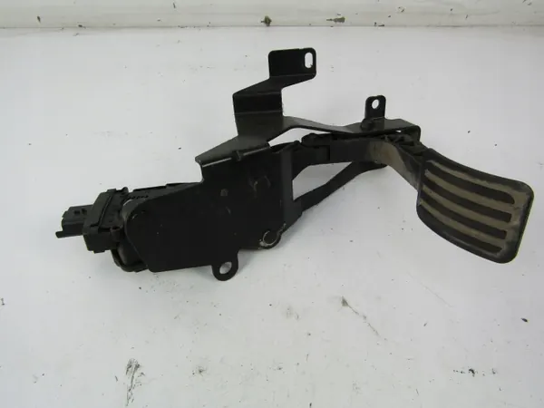 FIAT SCUDO II 2.0D Gasreglagepotentiometer OEM 1400838880 image 2