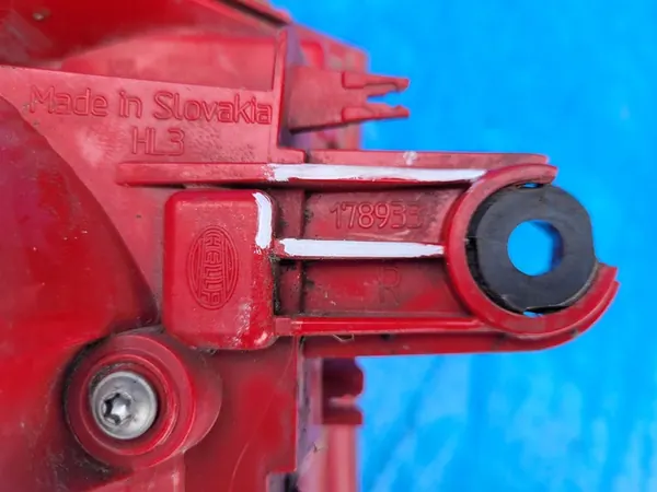 VW Tiguan I Lámpara de aleta trasera derecha EUROPA LIFT 5N0945096R image 10