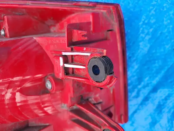 VW Tiguan I Lámpara de aleta trasera derecha EUROPA LIFT 5N0945096R image 9