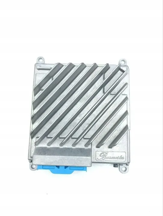 Amplificador de audio Mercedes-Benz OEM A2979009821 Usado image 2