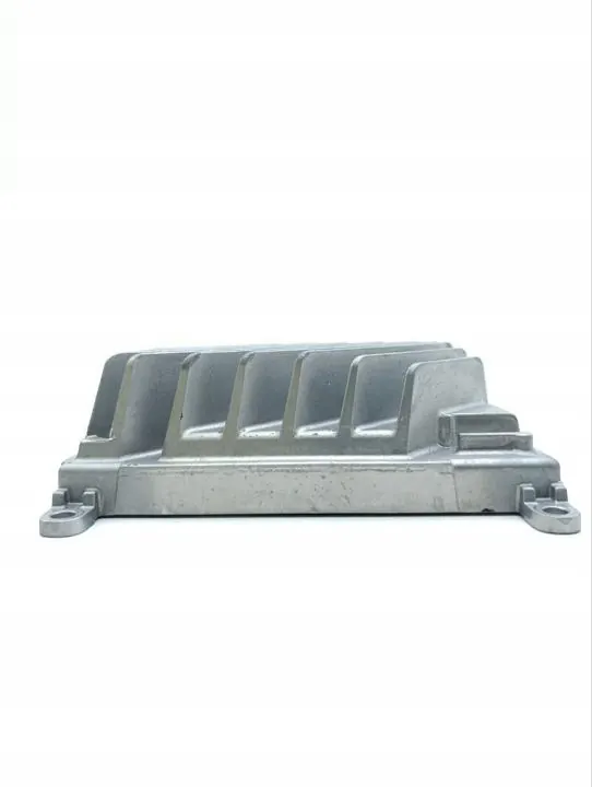 Amplificador de audio Mercedes-Benz OEM A2979009821 Usado image 5