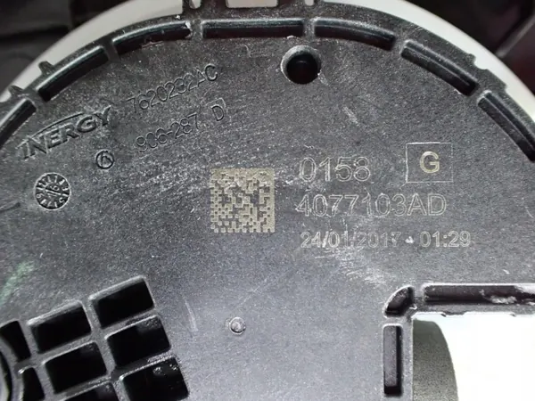 AdBlue-tankpomp OEM 8W0131878AM Audi A4 B9 image 6