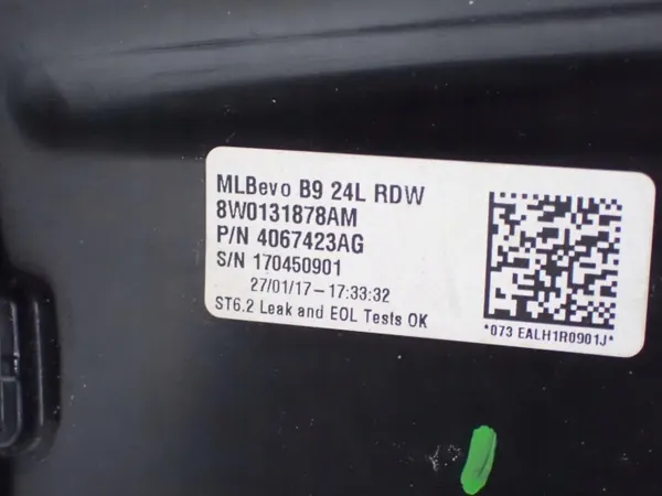 AdBlue-tankpomp OEM 8W0131878AM Audi A4 B9 image 9