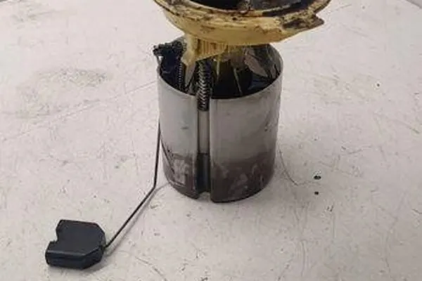 Bomba de Combustível VW PASSAT B7 ALLTRACK 1.9L Diesel image 3