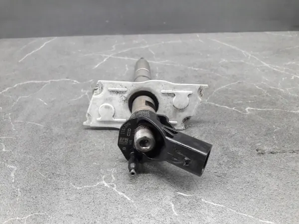 Injector OEM 059130277AH para Audi A6 C6 2.7 TDI image 4