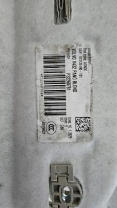 Techo Volvo V60 II OEM 32260781 - Usado image 5