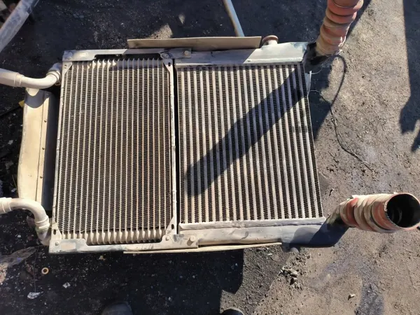 Intercooler CASE OEM - Usado, Puma 225 image 5