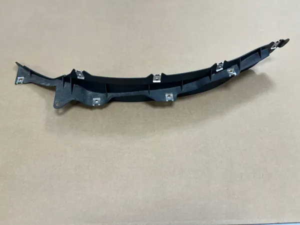 Audi Q8 Etuvasen Pyörän Spoileri OEM 4M8853887 image 3