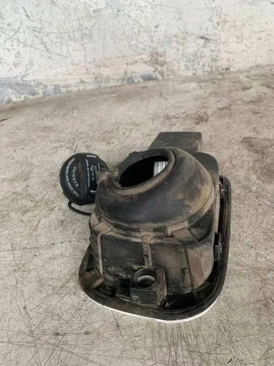 Brandstofklepmotor OEM 5C6809999 voor VW Jetta III 2.0L image 2