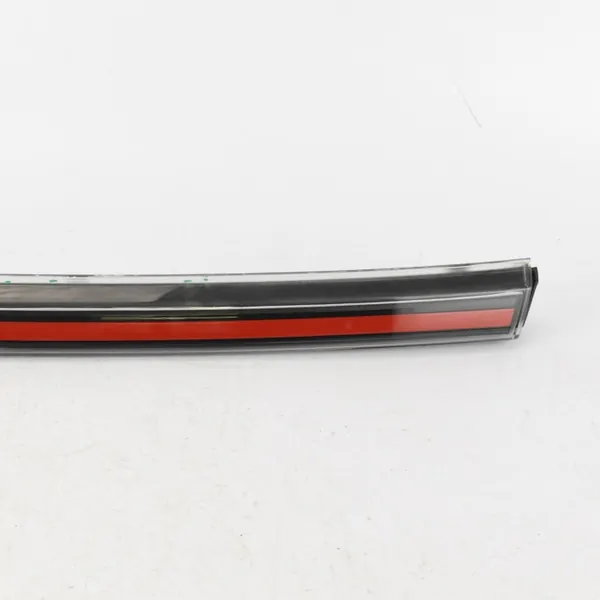 OEM 92409C0000 Kofferbakdeksel Reflectorrand Hyundai i20 image 4