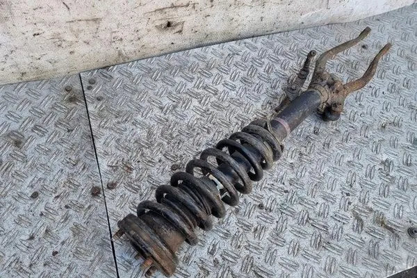 Fram höger stötdämpare MAZDA 6 SEDAN 2.2L diesel image 2