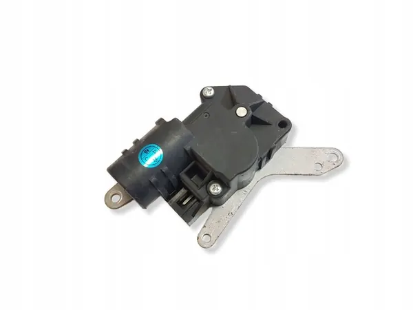 Nissan Patrol Y61 Ventilationsklaff OEM 277300M000 image 3