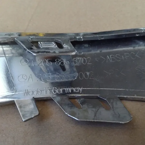 MERCEDES CLASSE C W205 MOZZO PARAURTI DESTRO image 3