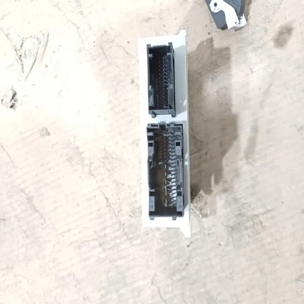 BMW OEM 9211494 Vikbart takset - Begagnad image 3