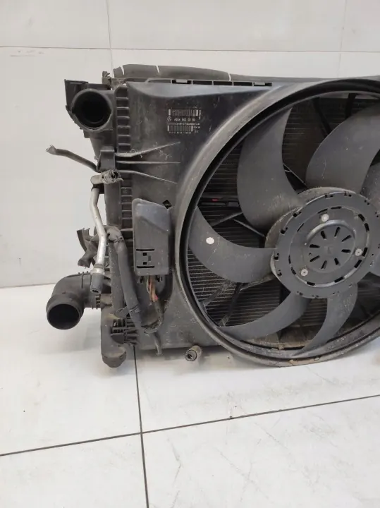 Kühlsystemteile OEM Mercedes CLS W218 3.0 CDI image 7