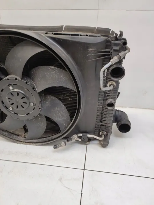 Kühlsystemteile OEM Mercedes CLS W218 3.0 CDI image 8
