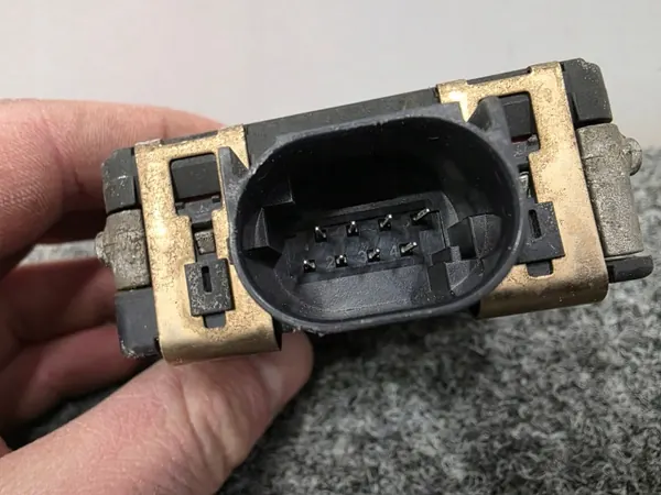 OEM 7N0907561A radarsensor för VW Audi - Begagnad image 3