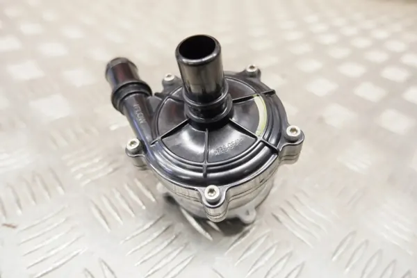 Hyundai Tucson IV vattenpump OEM 251602MHY1 image 3