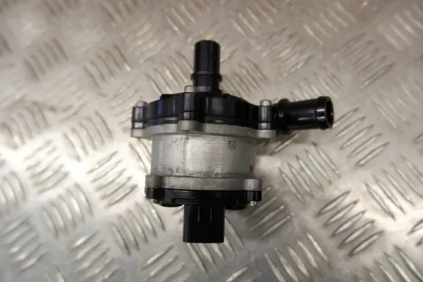 Hyundai Tucson IV vattenpump OEM 251602MHY1 image 9