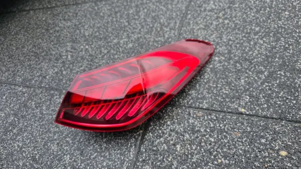 RECHTER ACHTERLICHT MERCEDES C KLASSE W206 SEDAN A2069062701 image 2