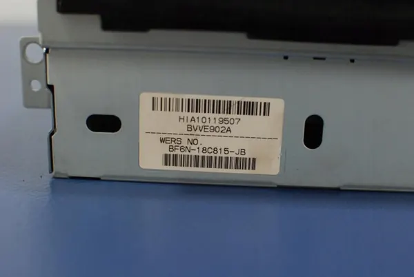 Radio CD Navigation Volvo S60 II V60 OEM 31358293 image 6