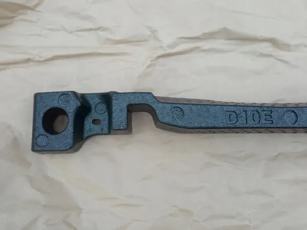 Absorvedor de para-choque dianteiro MAZDA CX-3 OEM D10E-50111 image 2