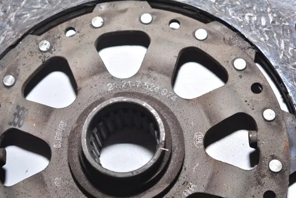 BMW 5 (E60) Kytkinpaketti 2.5L 2005 7545087 image 4