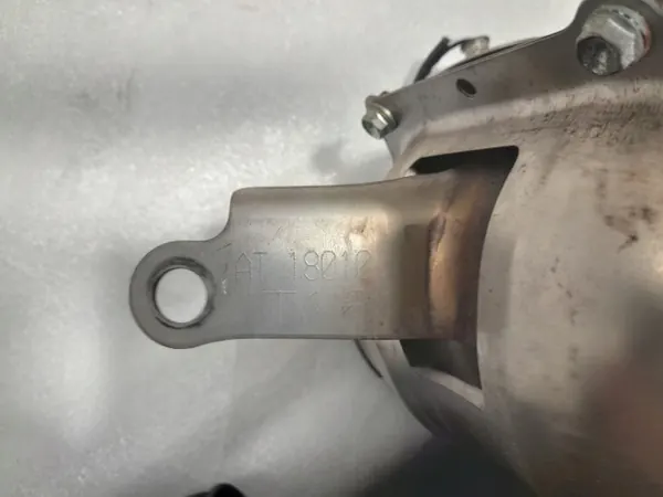 Toyota Yaris GR IV Katalysaattori OEM AT 18010 T1 image 6