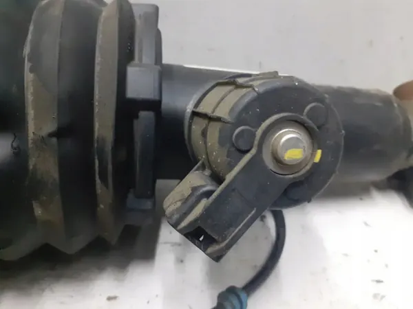 Amortiguador neumático trasero BMW X7 G07 OEM 6869039 image 4