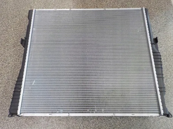 Vattensradiator BMW X3 F25 2010-2017 OEM 17118623366 image 2