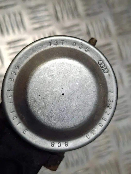 Audi EGR-venttiili 06E131101E image 8