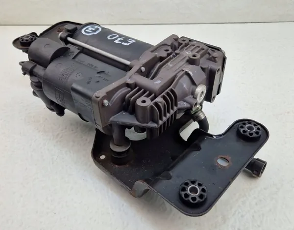 OEM 72951 Ilmajousituskompressori BMW X5 E70:lle image 5