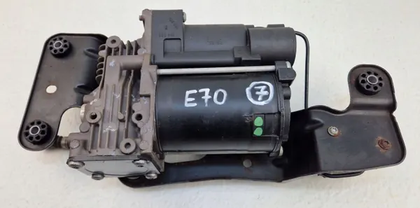 OEM 72951 Ilmajousituskompressori BMW X5 E70:lle image 6