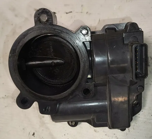 Throttle Body Peugeot 308 T7 3008 I 5008 I Citroen C5 III image 3