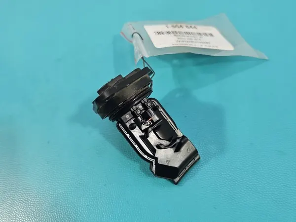 Ilmavirta-anturi OEM 31430000 Volvo S90 II:lle image 3