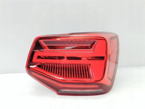 AUDI Q2 81A Lámpara Trasera LED Derecha image 2