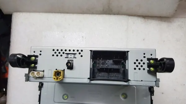 MAN TGE 3 Radio Navigation OEM 7C0035869E - Begagnad image 4