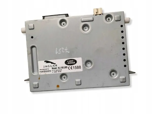 Radio Jaguar XE 2016 OEM GX5318K812BF - Usado image 2