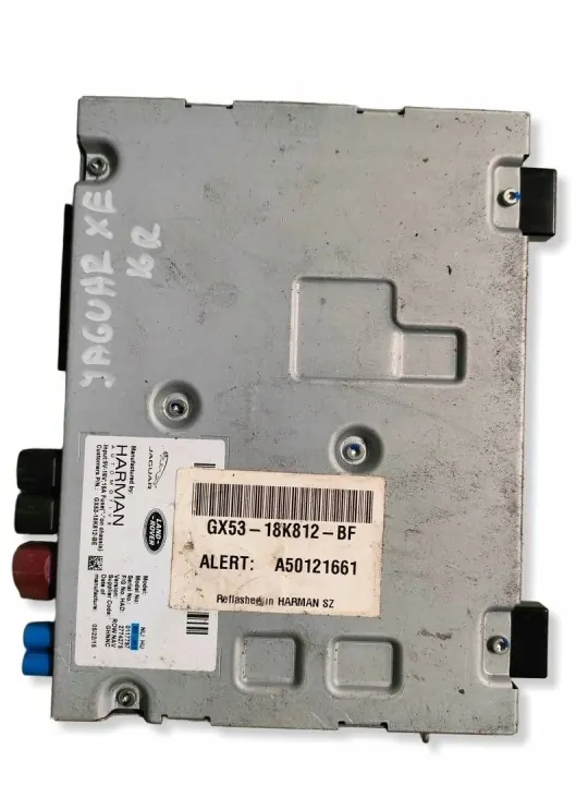 Radio Jaguar XE 2016 OEM GX5318K812BF - Usado image 3
