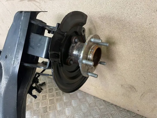 Hinterachsträger Renault Arkana OEM DLK39762 - Gebraucht image 3
