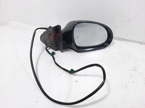 VW Passat B6 Oikea Peili LC5F 6Pin image 10