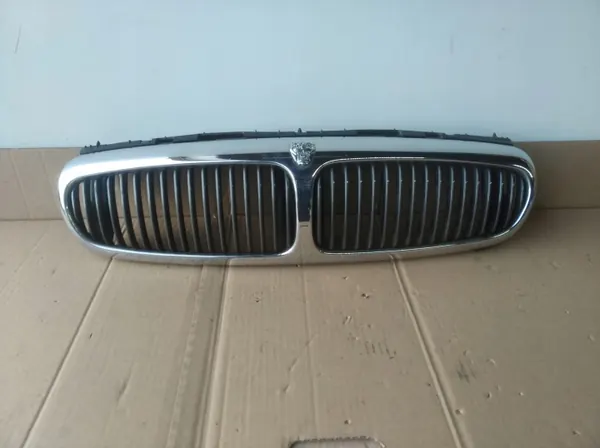 Grelha do Radiador Jaguar X-Type OEM - Usado image 2