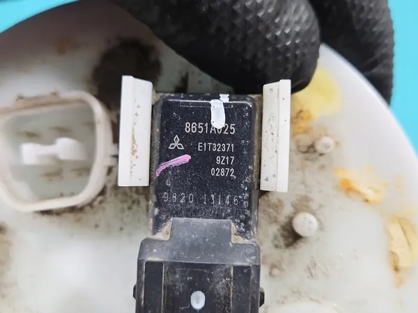 Brandstofpomp Mitsubishi Outlander III 12- 2.4 8651A025 image 6