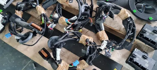 Audi OE 4K1837016L vordere Türschloss P image 6